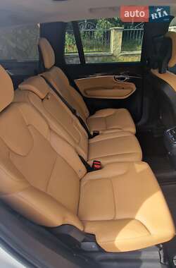 Внедорожник / Кроссовер Volvo XC90 2016 в 