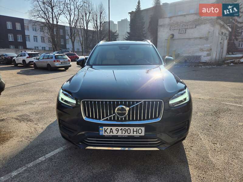 Внедорожник / Кроссовер Volvo XC90 2022 в Киеве