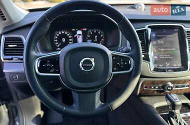 Внедорожник / Кроссовер Volvo XC90 2016 в 