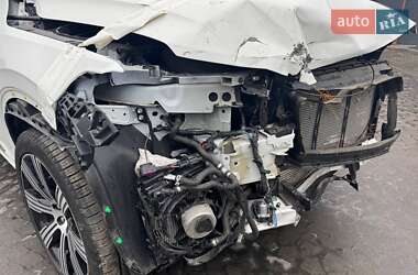 Внедорожник / Кроссовер Volvo XC90 2020 в 