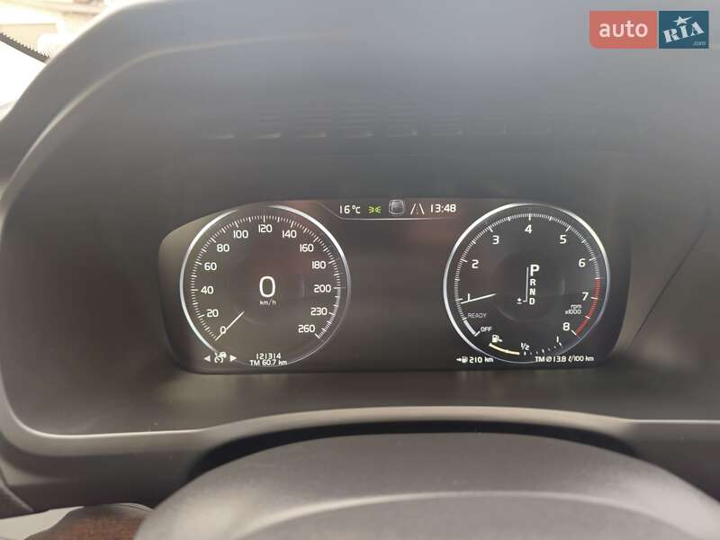 Внедорожник / Кроссовер Volvo XC90 2016 в Тернополе