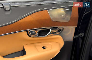 Позашляховик / Кросовер Volvo XC90 2015 в 