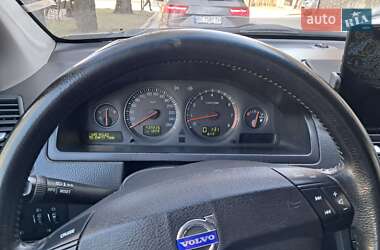 Внедорожник / Кроссовер Volvo XC90 2003 в 