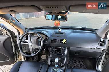 Позашляховик / Кросовер Volvo XC90 2004 в 