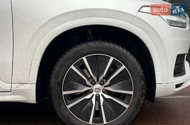 Внедорожник / Кроссовер Volvo XC90 2022 в 