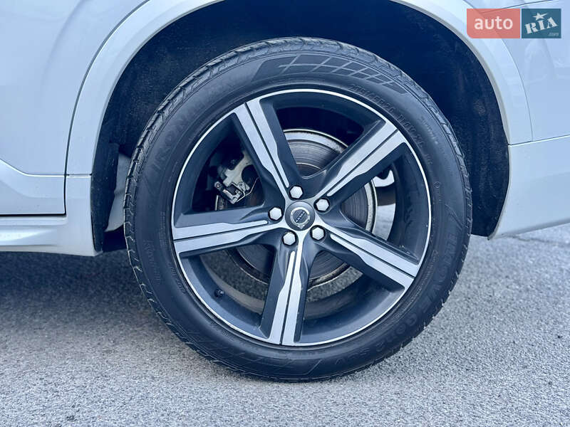 Позашляховик / Кросовер Volvo XC90 2015 в Львові