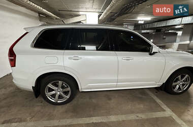 Внедорожник / Кроссовер Volvo XC90 2024 в 