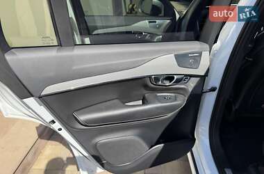 Внедорожник / Кроссовер Volvo XC90 2015 в 