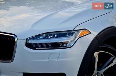 Внедорожник / Кроссовер Volvo XC90 2015 в 