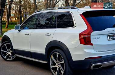 Внедорожник / Кроссовер Volvo XC90 2015 в 