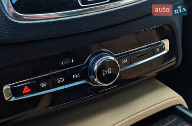 Внедорожник / Кроссовер Volvo XC90 2015 в 