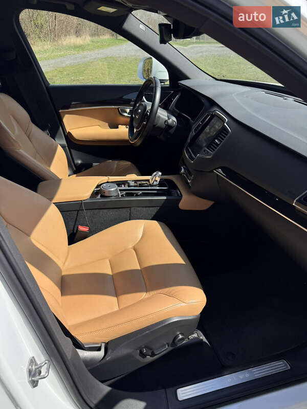 Внедорожник / Кроссовер Volvo XC90 2019 в Лубнах