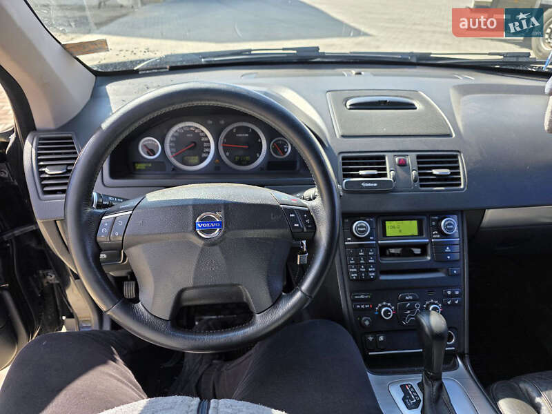 Внедорожник / Кроссовер Volvo XC90 2011 в Рава-Русской