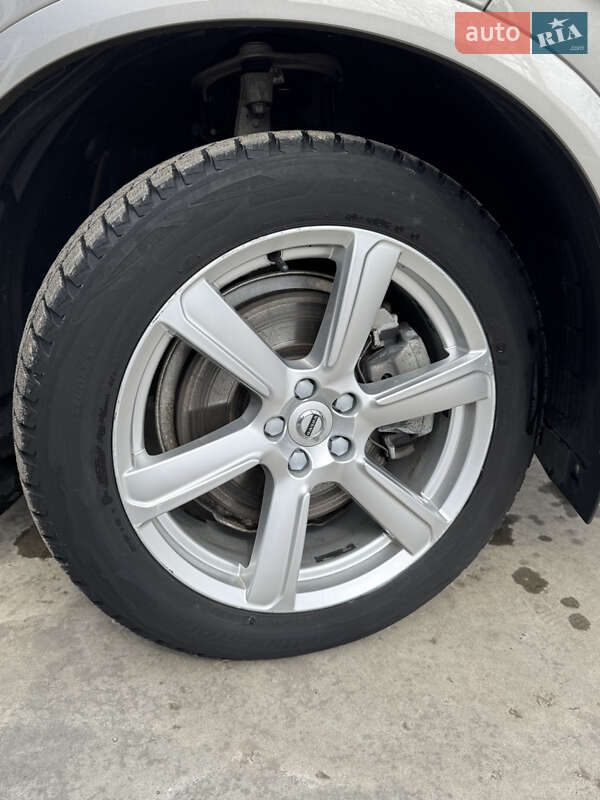 Позашляховик / Кросовер Volvo XC90 2019 в Сумах