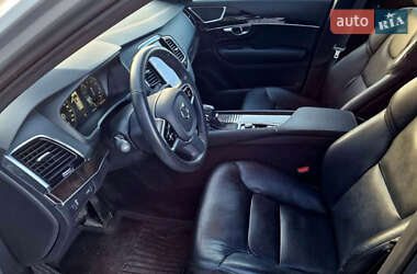 Внедорожник / Кроссовер Volvo XC90 2017 в 