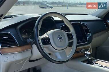 Внедорожник / Кроссовер Volvo XC90 2015 в 
