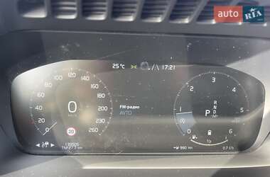 Внедорожник / Кроссовер Volvo XC90 2020 в 