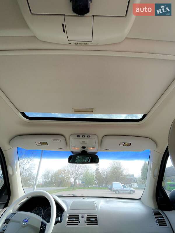 Позашляховик / Кросовер Volvo XC90 2004 в Бурштині