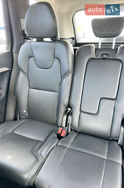 Позашляховик / Кросовер Volvo XC90 2020 в 