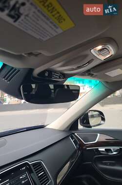 Позашляховик / Кросовер Volvo XC90 2018 в 