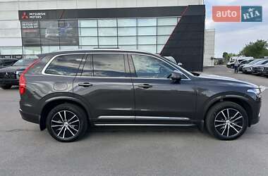 Внедорожник / Кроссовер Volvo XC90 2022 в 