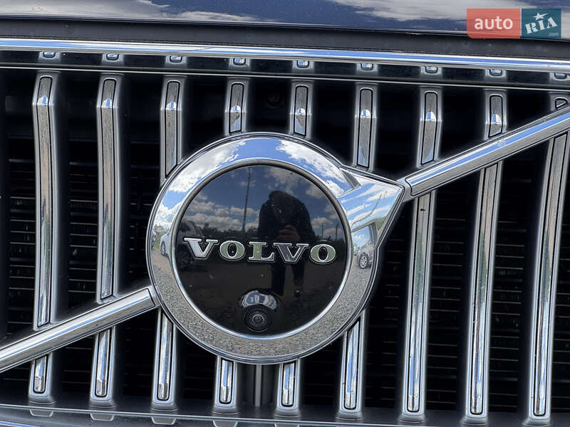 Внедорожник / Кроссовер Volvo XC90 2020 в Стрые