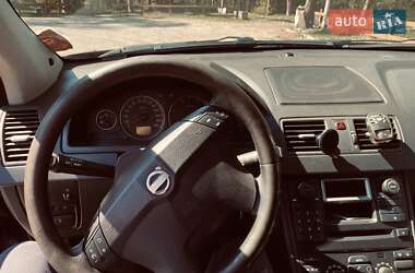 Позашляховик / Кросовер Volvo XC90 2004 в 