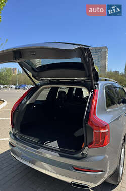 Внедорожник / Кроссовер Volvo XC90 2015 в 