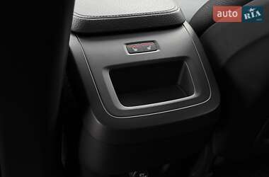 Внедорожник / Кроссовер Volvo XC90 2016 в 
