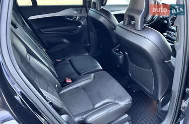 Внедорожник / Кроссовер Volvo XC90 2017 в 