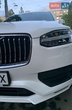 Внедорожник / Кроссовер Volvo XC90 2020 в 