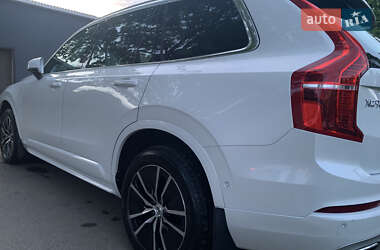 Внедорожник / Кроссовер Volvo XC90 2020 в 