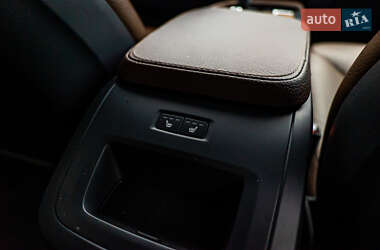 Внедорожник / Кроссовер Volvo XC90 2021 в 