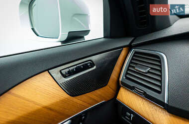Внедорожник / Кроссовер Volvo XC90 2021 в 
