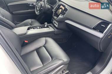 Внедорожник / Кроссовер Volvo XC90 2019 в 