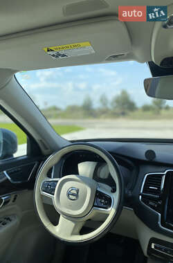 Позашляховик / Кросовер Volvo XC90 2016 в 