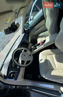 Позашляховик / Кросовер Volvo XC90 2020 в 