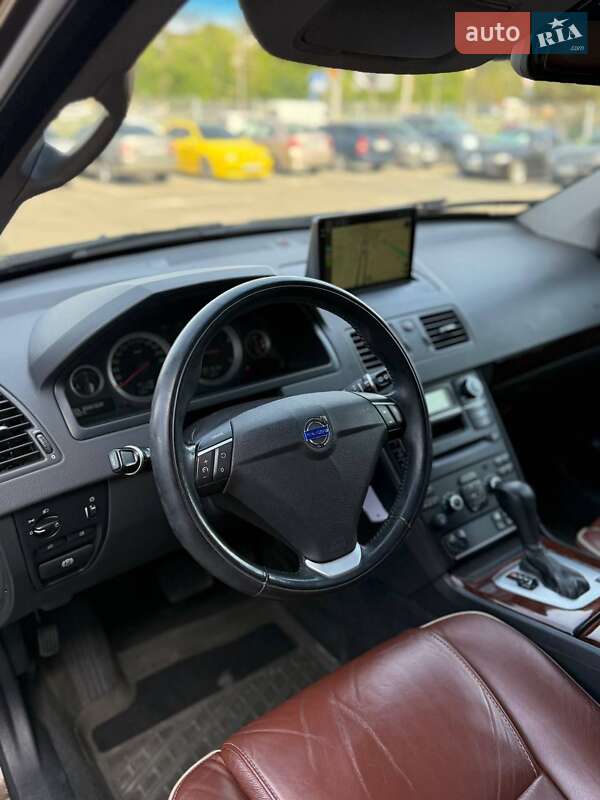Позашляховик / Кросовер Volvo XC90 2013 в Києві