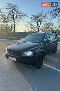 Volvo XC90 2004