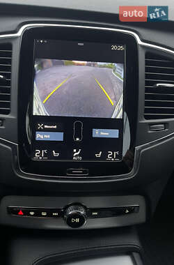 Позашляховик / Кросовер Volvo XC90 2015 в 