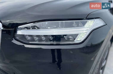 Позашляховик / Кросовер Volvo XC90 2022 в 