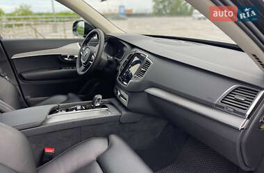 Позашляховик / Кросовер Volvo XC90 2022 в 