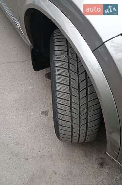 Позашляховик / Кросовер Volvo XC90 2020 в 