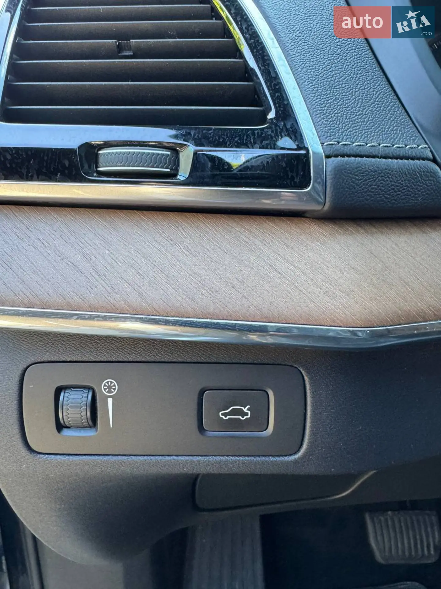 2016 Volvo XC90 - мініатюра 26