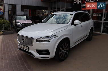 Внедорожник / Кроссовер Volvo XC90 2018 в 