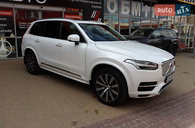 Внедорожник / Кроссовер Volvo XC90 2018 в 