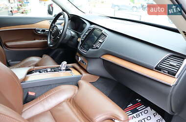 Внедорожник / Кроссовер Volvo XC90 2018 в 