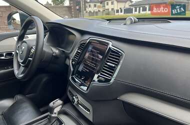 Позашляховик / Кросовер Volvo XC90 2015 в 