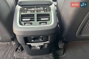 Позашляховик / Кросовер Volvo XC90 2015 в 