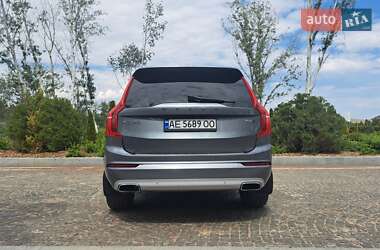 Позашляховик / Кросовер Volvo XC90 2017 в 
